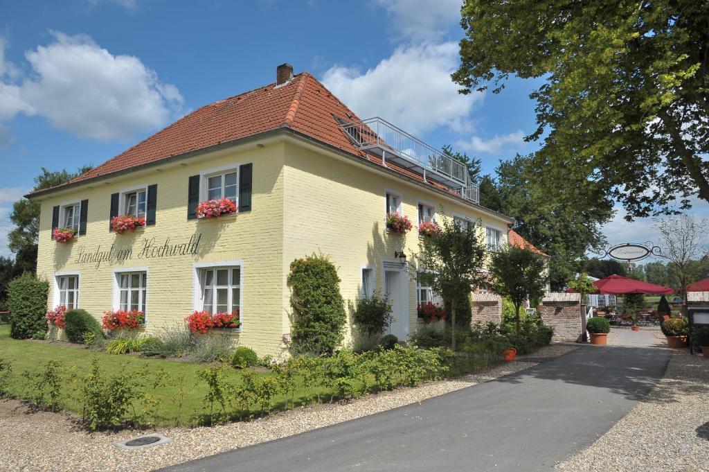 Hôtel Landgut Am Hochwald à Sonsbeck Extérieur photo